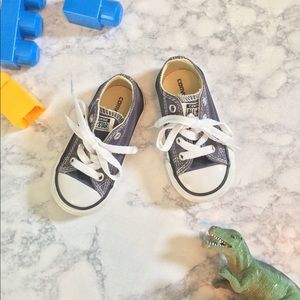 Converse toddler NEW